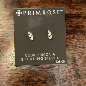 Primrose‎ Cubic Zirconia Sterling Silver Petite Leaf Earrings 🍃